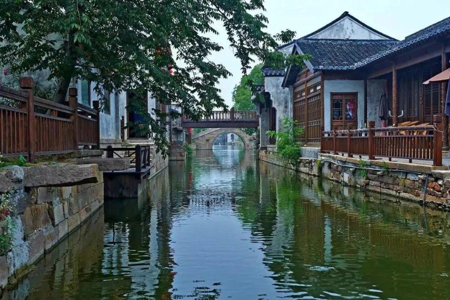 校企共建“生工医谷产业学院” 天津经开区产教融合再上新台阶